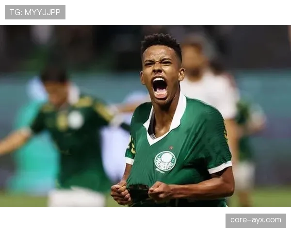 巴西队控球惊艳全场，状态回暖尽显足球艺术魅力