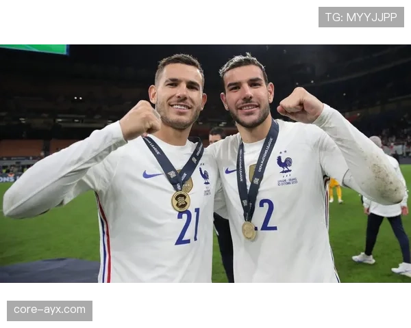 麦迪逊无球跑动与前插进攻分析