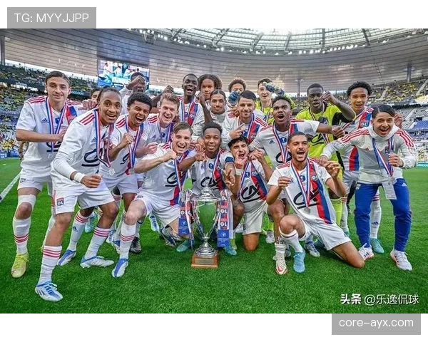 皇家马德里老将与新生代权力交替，当前阶段球队内部竞争与整合趋势清晰